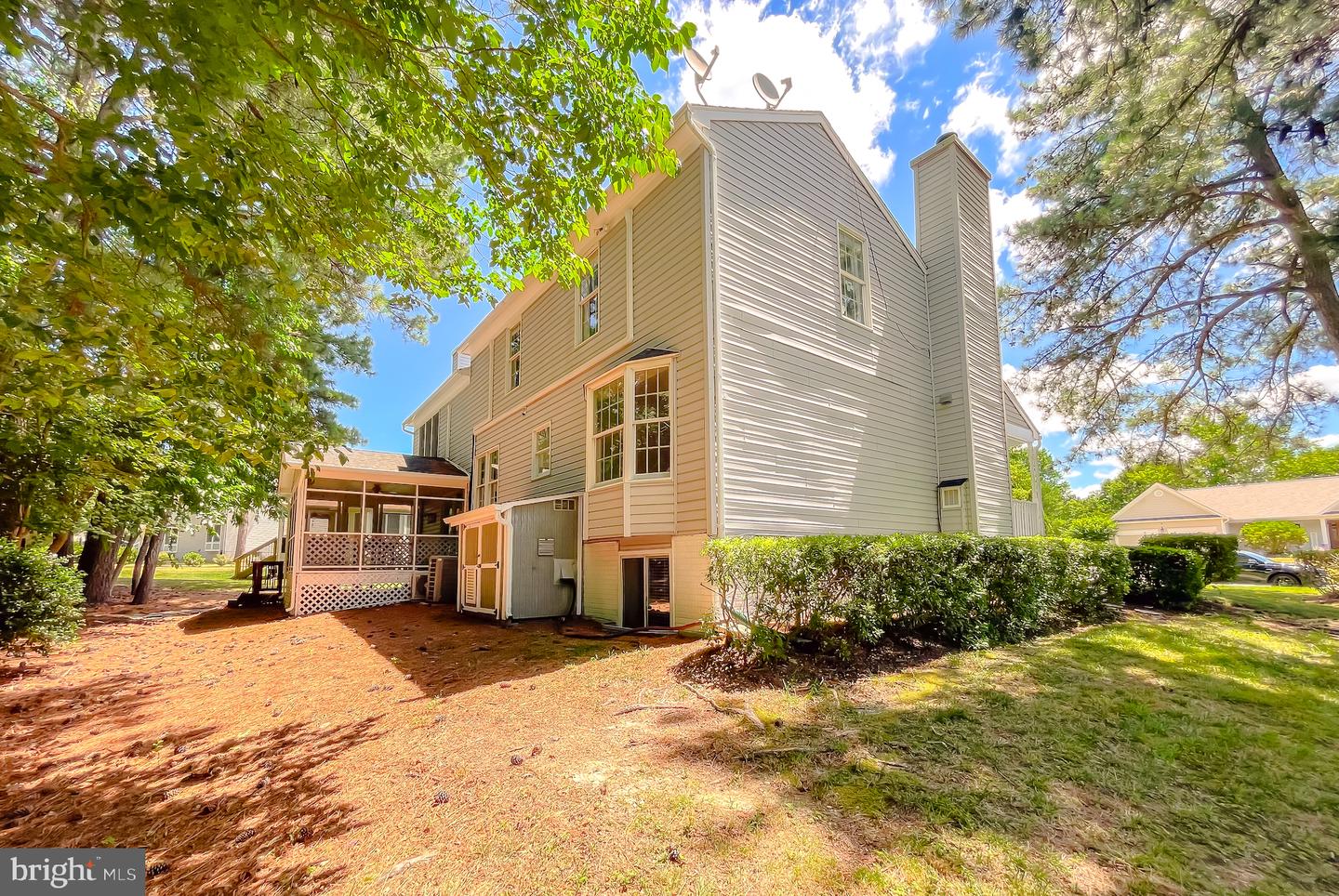 Photo 5 of 61 of 21733 Pinehurst Ct house