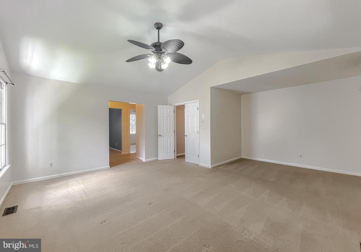 Photo 44 of 61 of 21733 Pinehurst Ct house