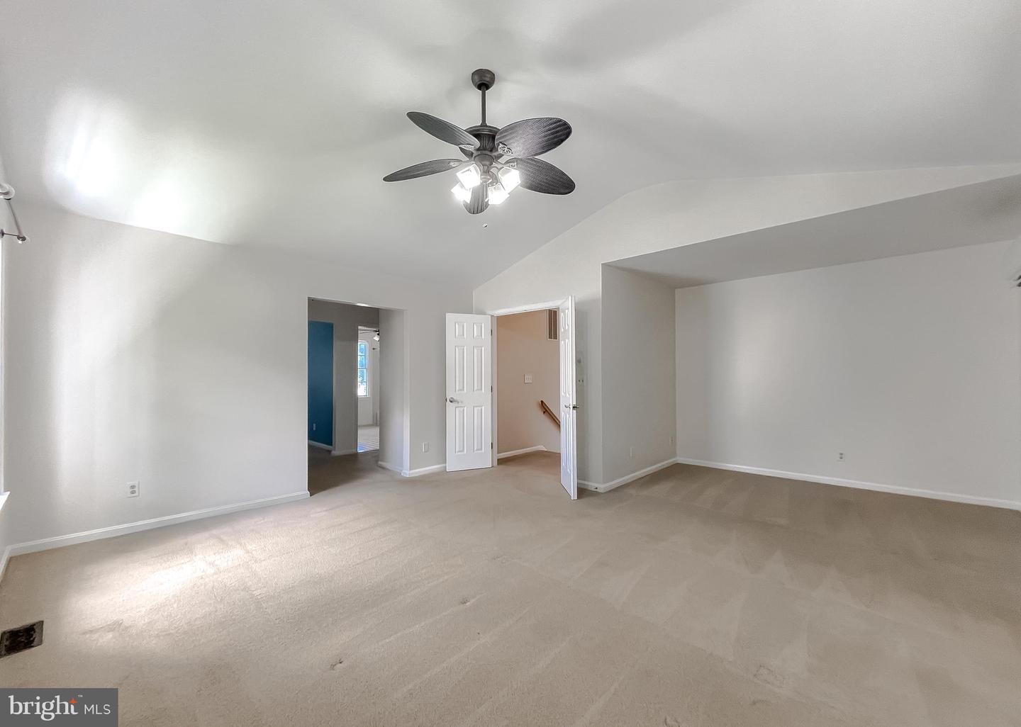 Photo 50 of 61 of 21733 Pinehurst Ct house