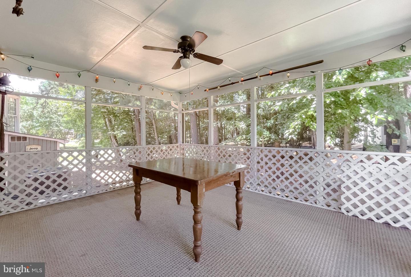 Photo 8 of 61 of 21733 Pinehurst Ct house
