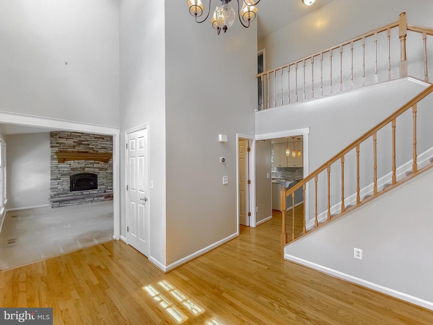 Photo 33 of 61 of 21733 Pinehurst Ct house