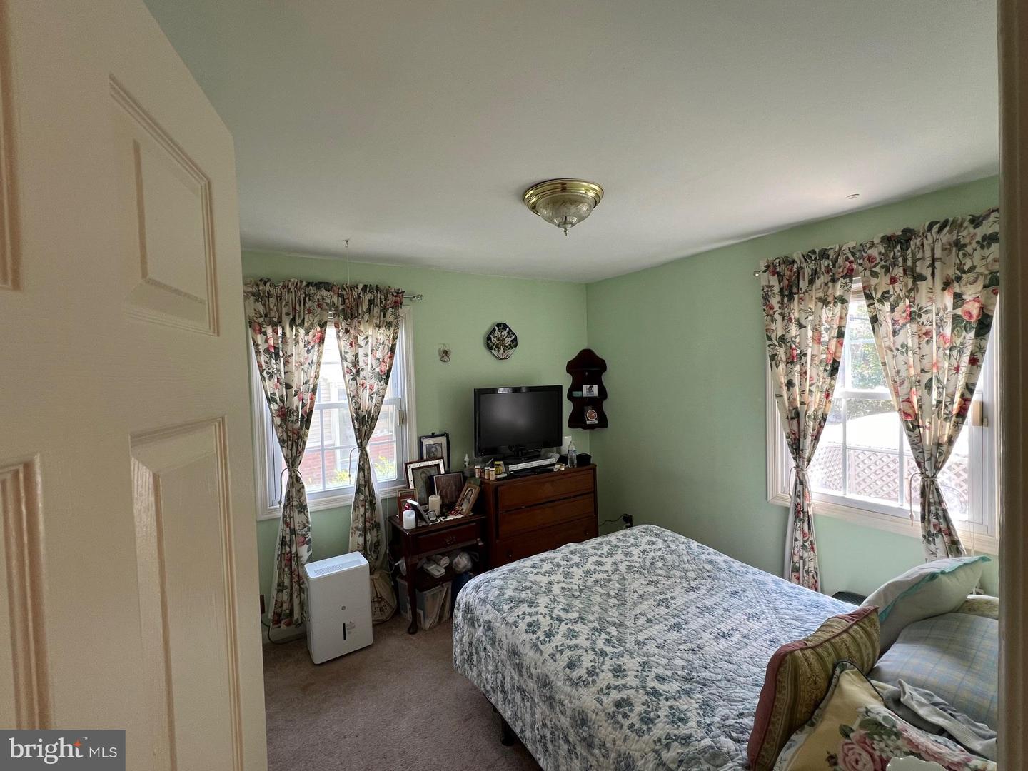 Photo 19 of 42 of 12205 Goodhill Rd house
