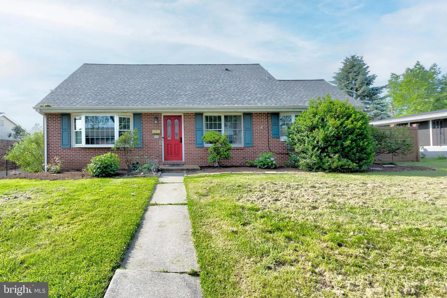 510 W Granada Avenue
