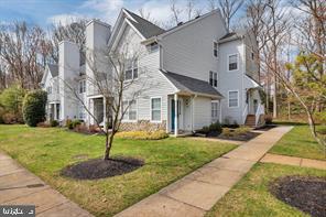 Photo 2 of 39 of 1702 Squirrel Rd townhome