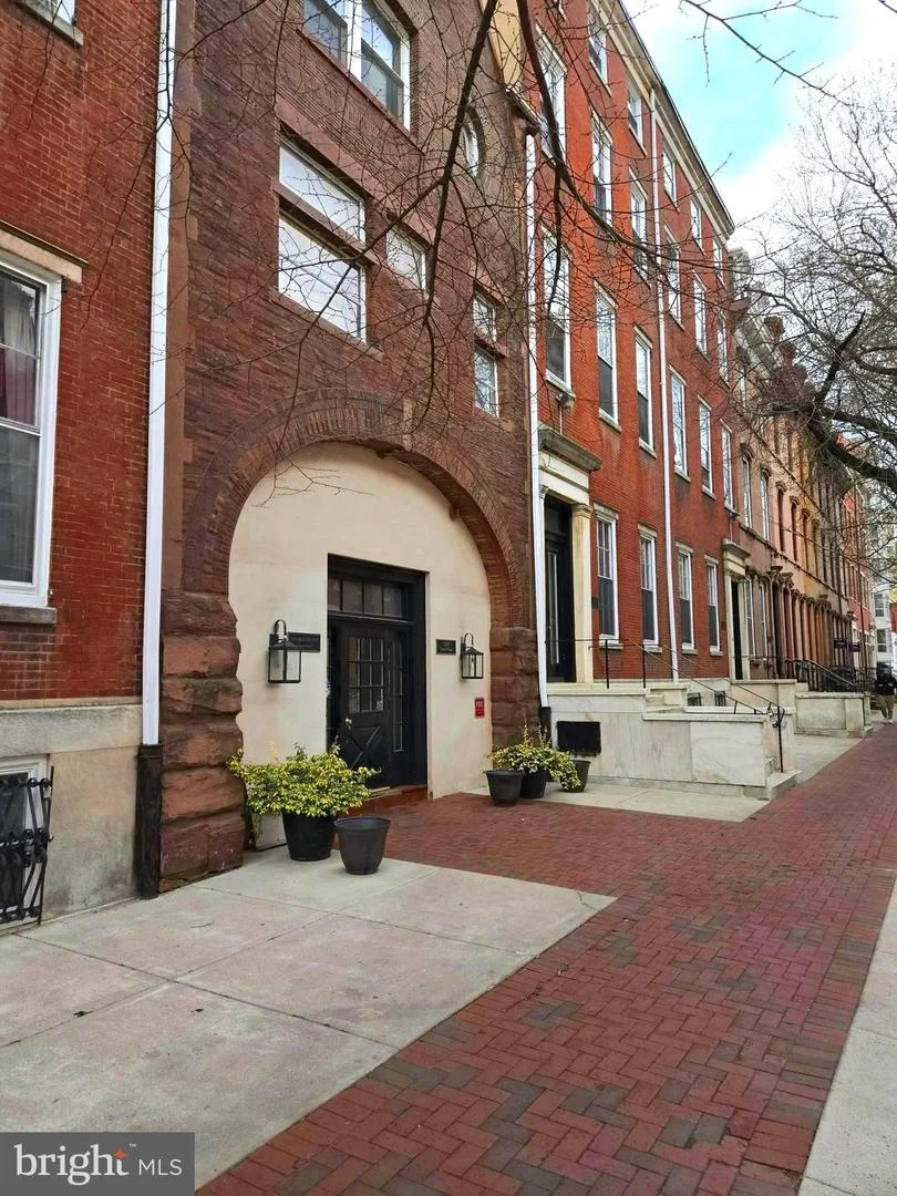 1008 Spruce Street Unit 4-1