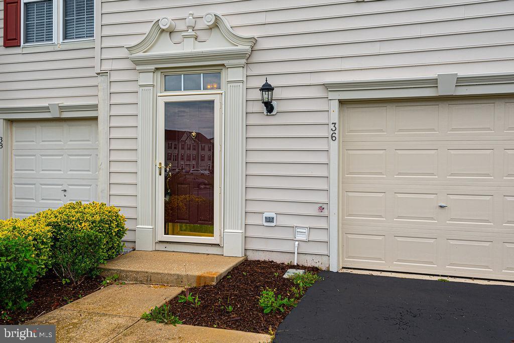 Photo 5 of 61 of 36 John Hall Dr townhome