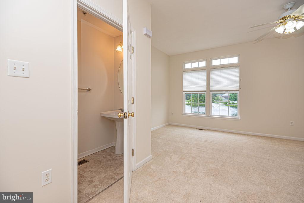 Photo 38 of 61 of 36 John Hall Dr townhome