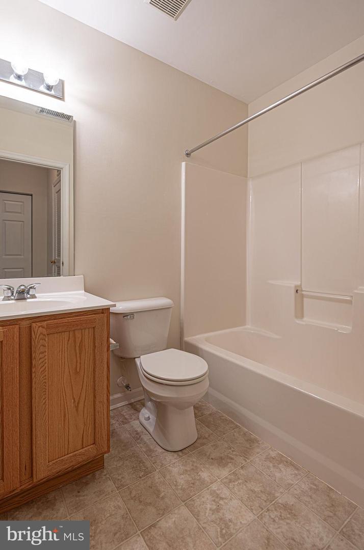 Photo 20 of 61 of 36 John Hall Dr townhome