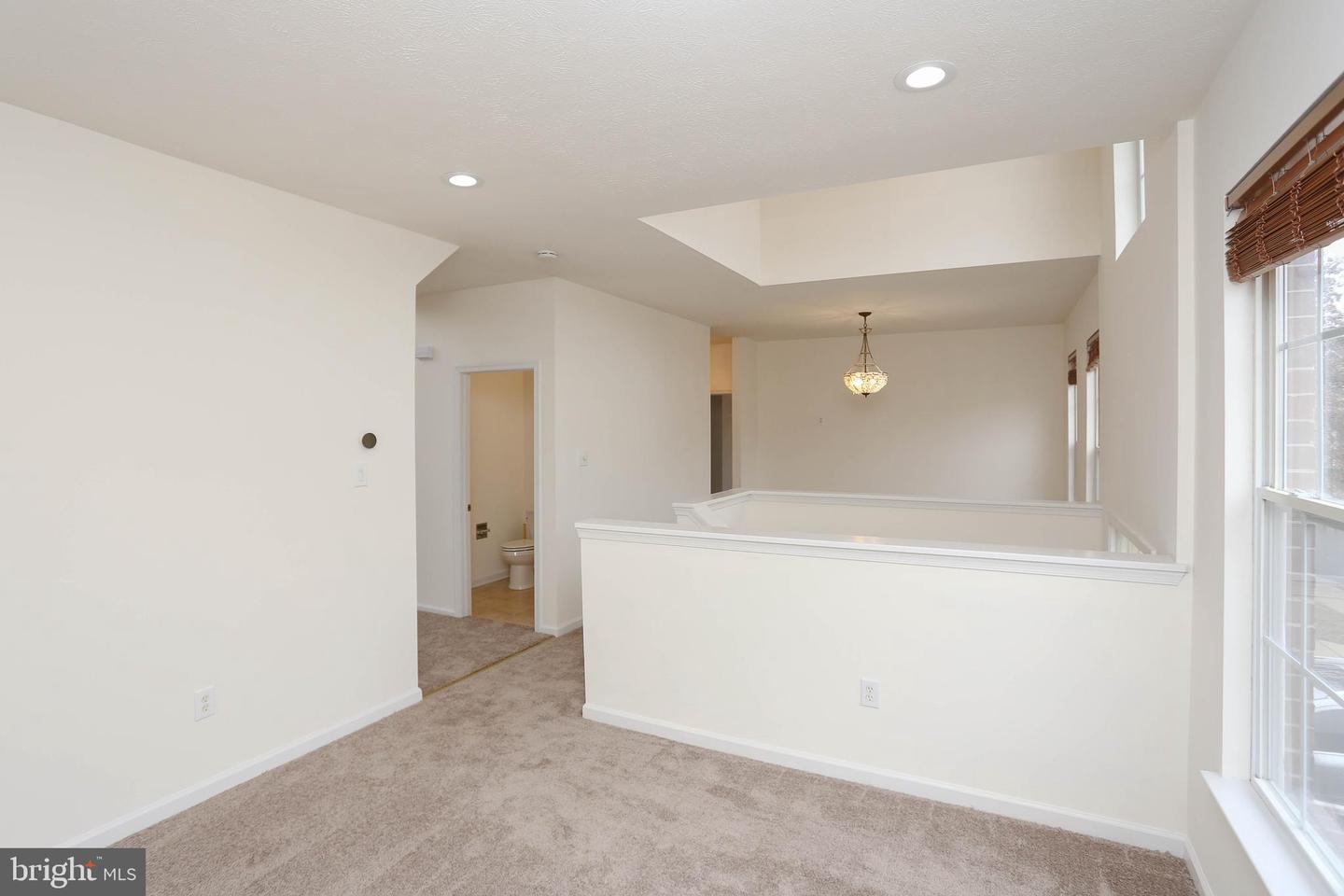 Photo 8 of 52 of 104 Rangeford Dr multi-family property
