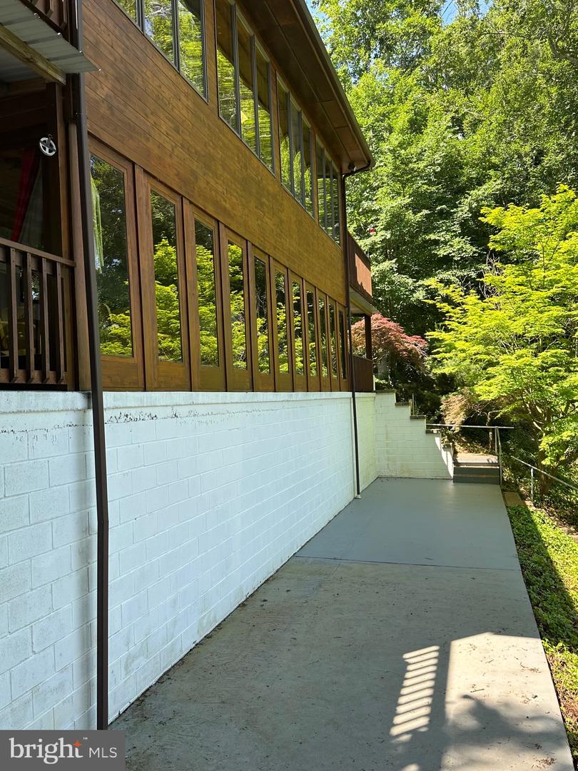 Photo 17 of 87 of 122 Fairton Millville Rd house