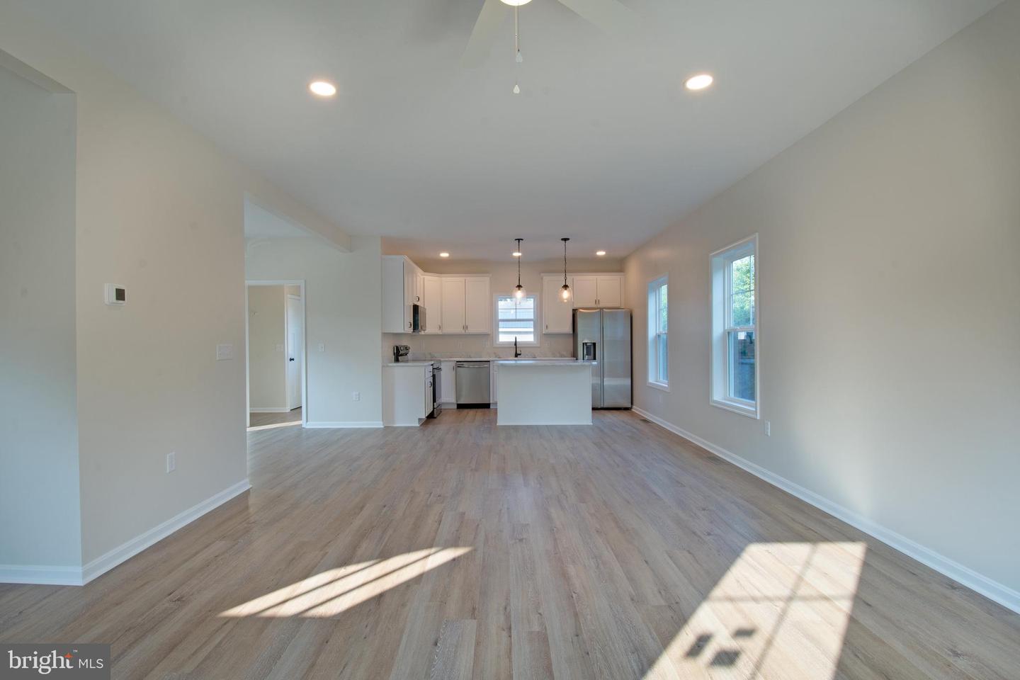 Photo 13 of 34 of 119 1st St house