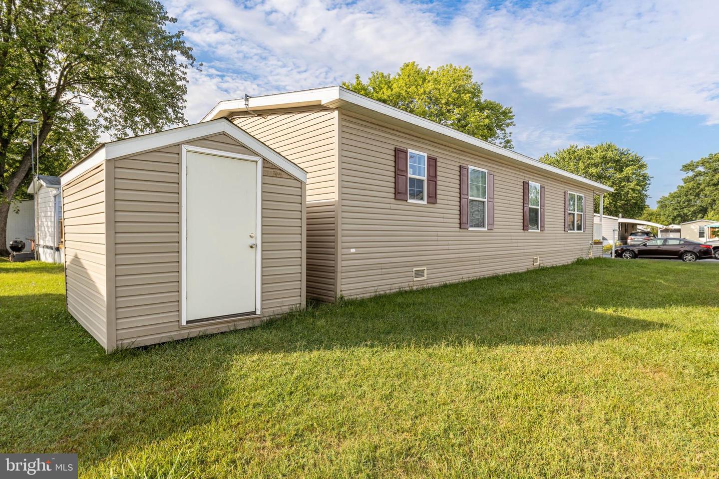 Photo 5 of 29 of 108 Covered Wagon Rd mobile home