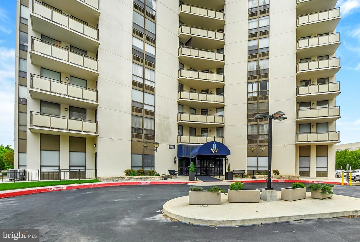 205 E Joppa Road Unit 1604