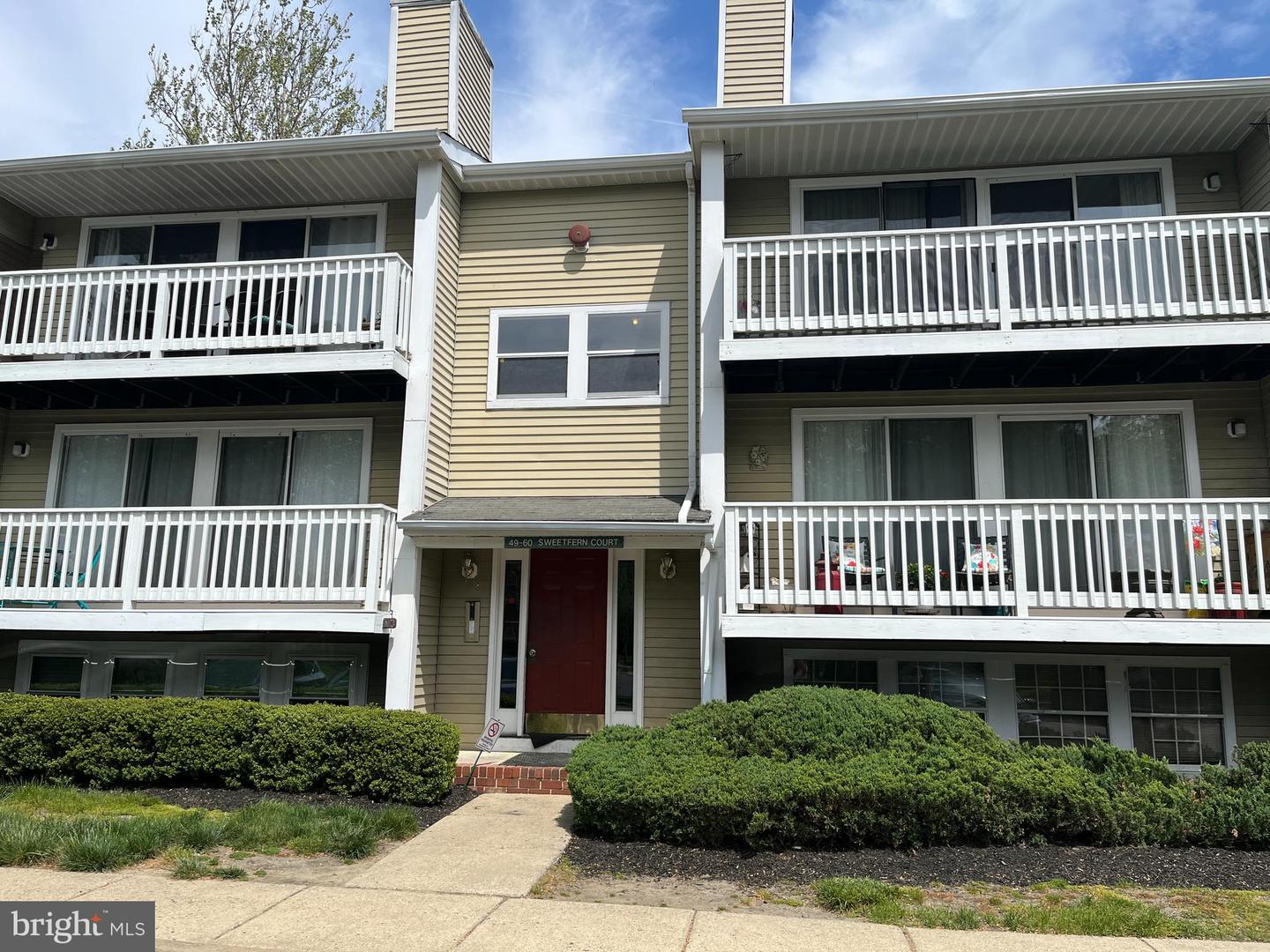 View Marlton, NJ 08053 condo
