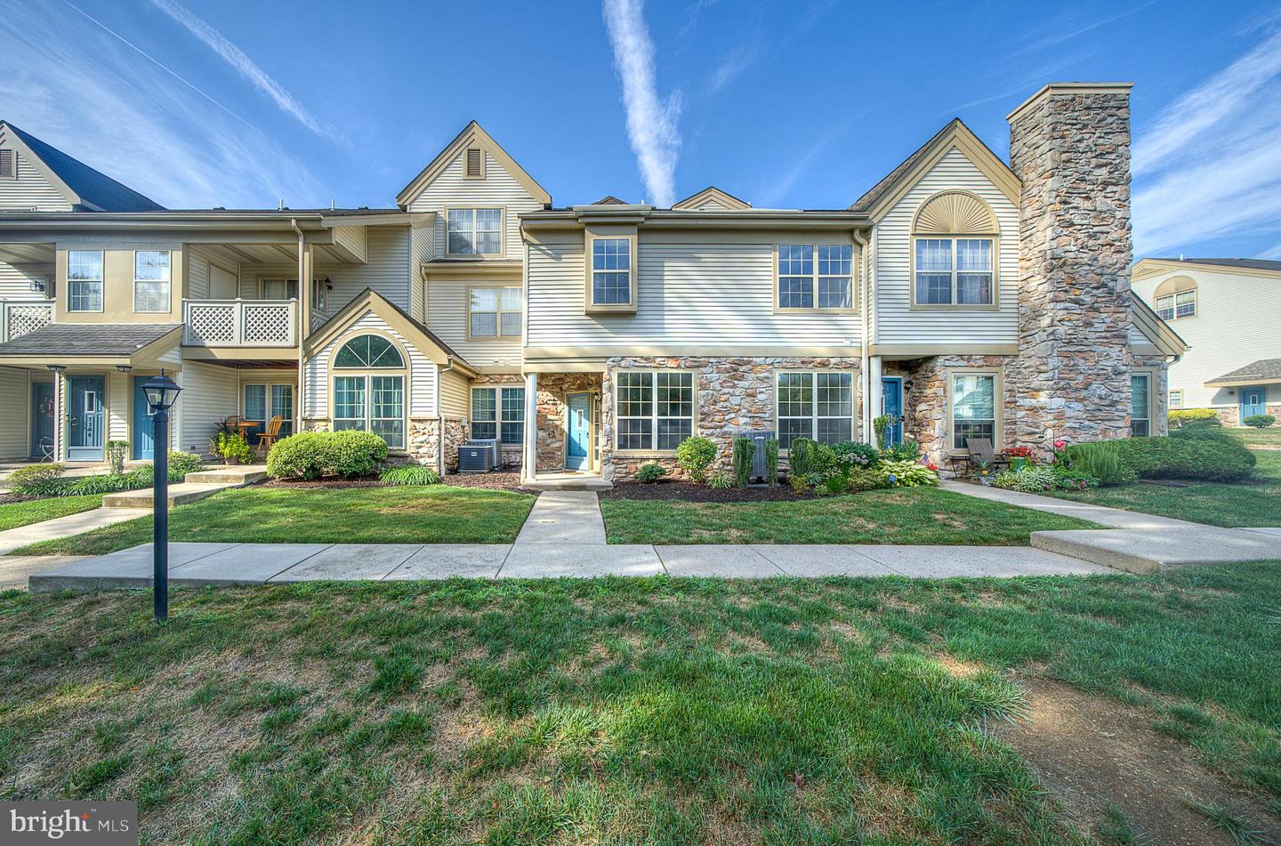 Photo 3 of 64 of 1302 Foxmeadow Dr #Condo 1302 townhome