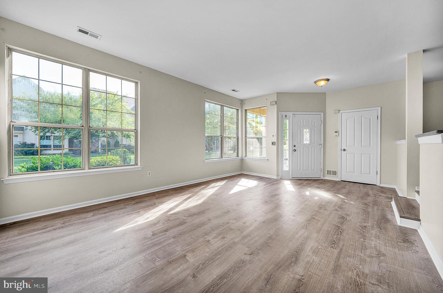 Photo 16 of 64 of 1302 Foxmeadow Dr #Condo 1302 townhome