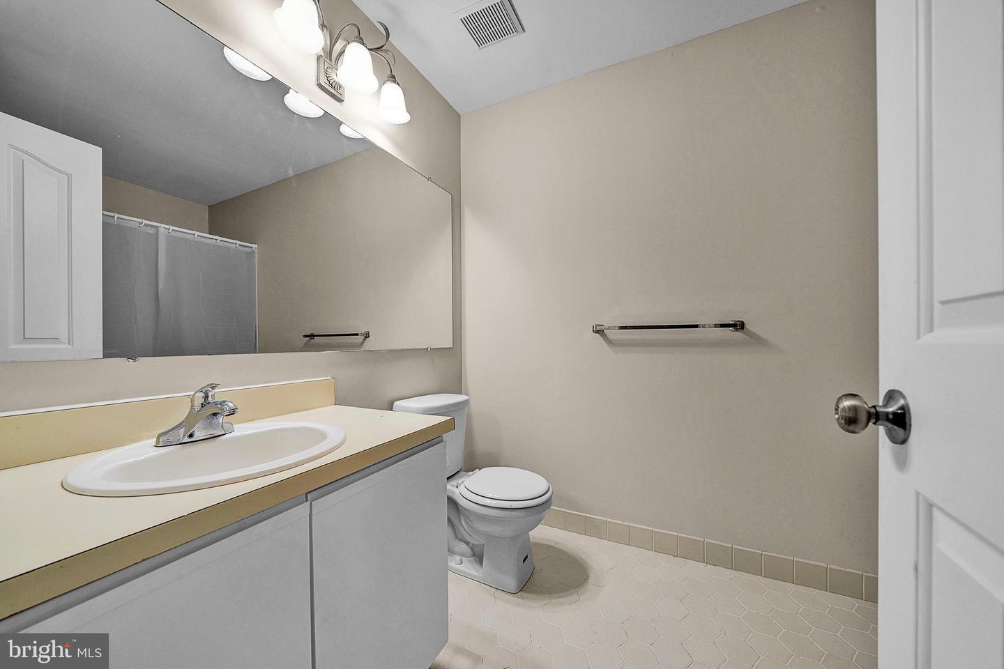 Photo 35 of 64 of 1302 Foxmeadow Dr #Condo 1302 townhome