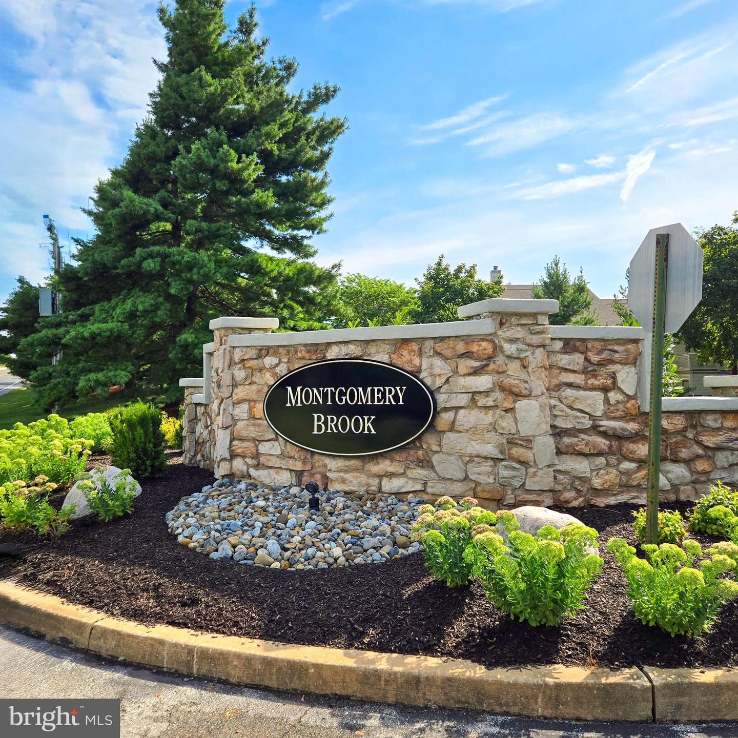 Photo 2 of 64 of 1302 Foxmeadow Dr #Condo 1302 townhome
