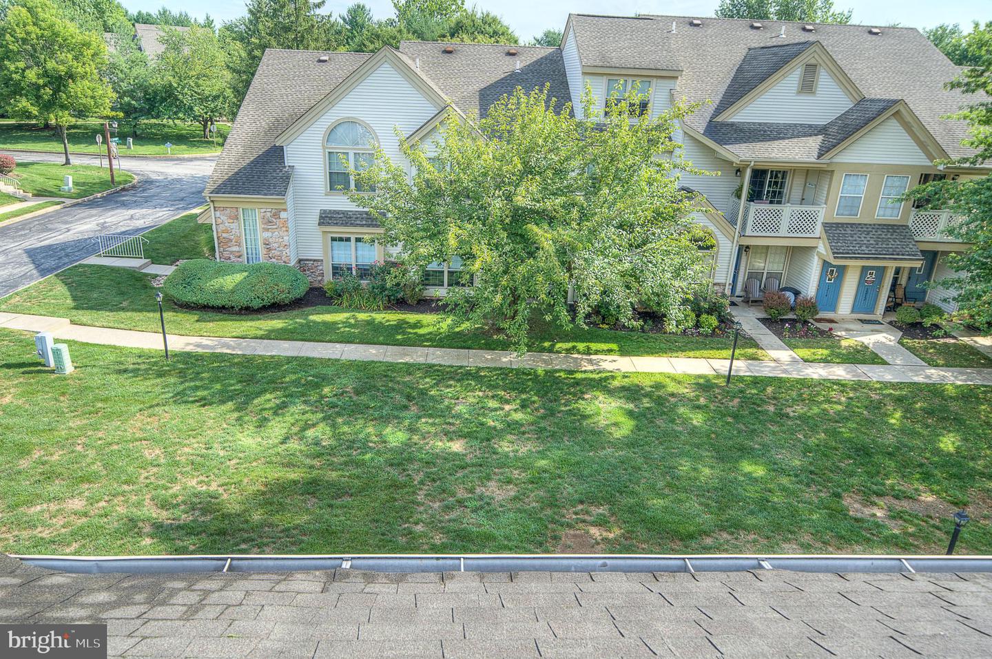 Photo 58 of 64 of 1302 Foxmeadow Dr #Condo 1302 townhome