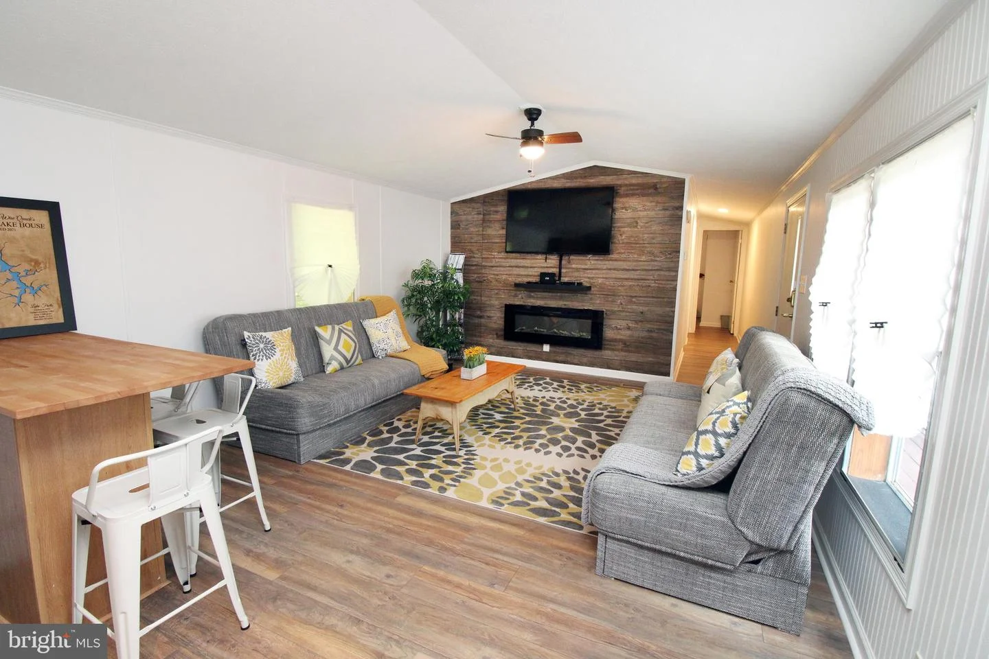 8956 Oakland Sang Run Road