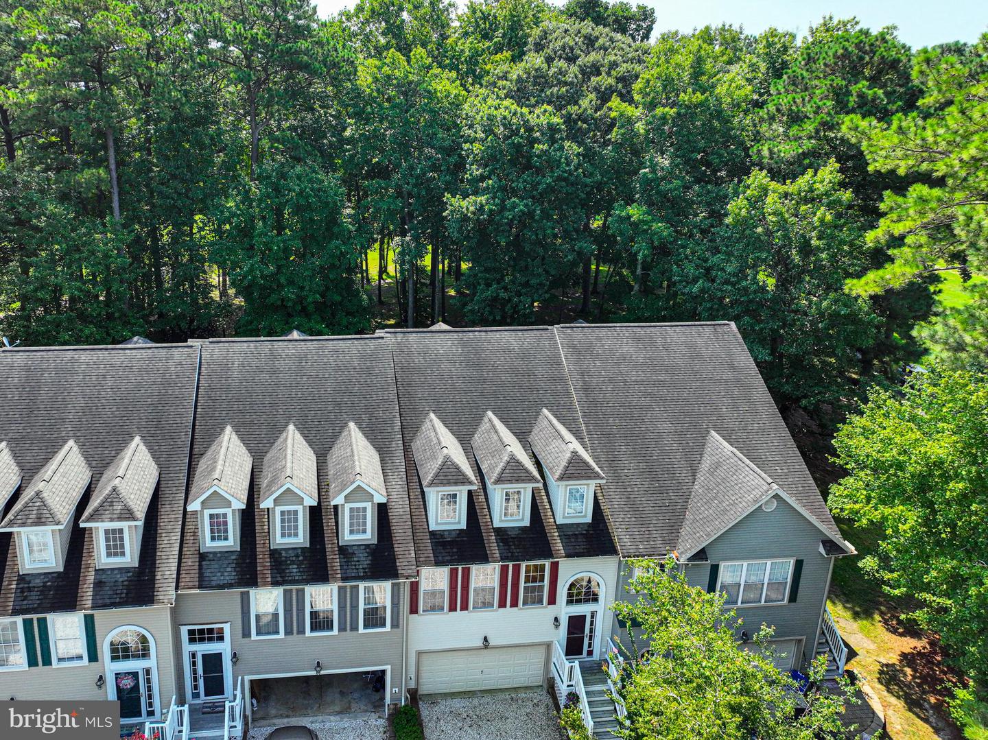 Photo 5 of 81 of 124 Hingham Ln #19 townhome