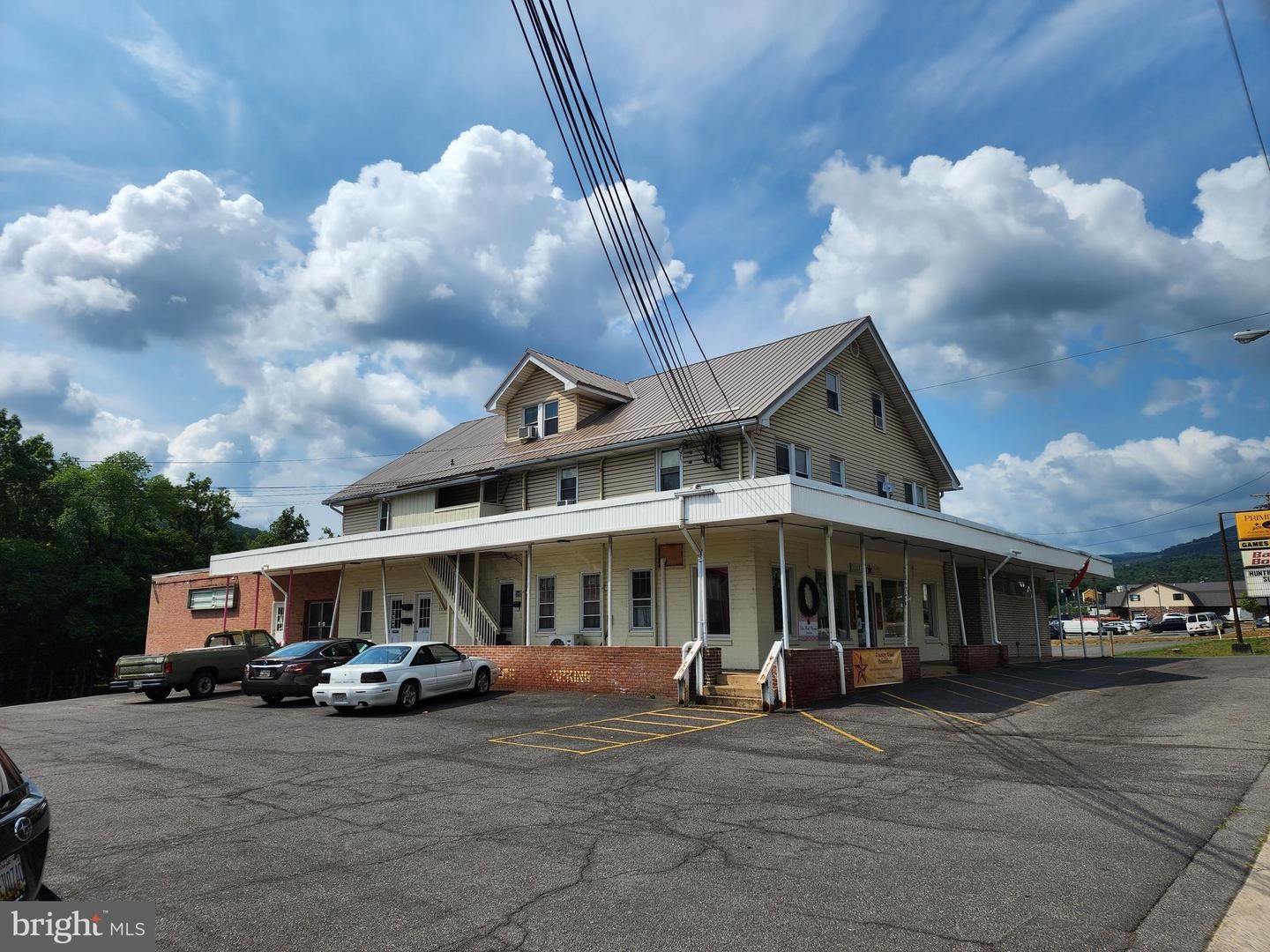 1068 National Hwy, Cumberland, MD 21502