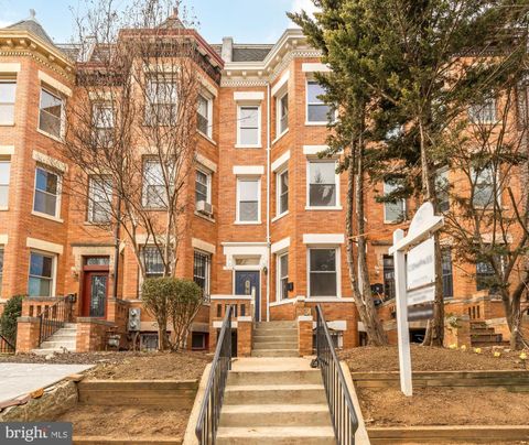 3218 13th St NW Washington DC 20010