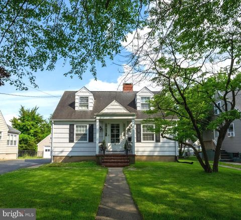 Single Family Residence in Ewing NJ 36 Rutledge AVENUE.jpg