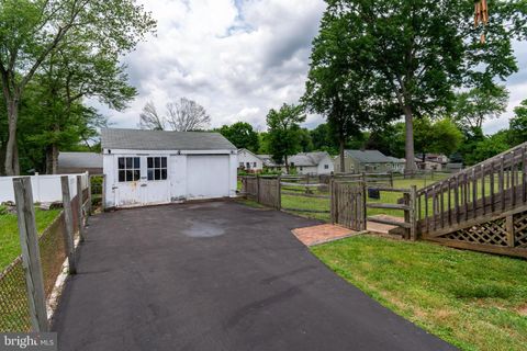 Single Family Residence in Ewing NJ 1621 Eleventh STREET 51.jpg