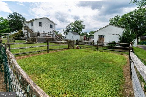 Single Family Residence in Ewing NJ 1621 Eleventh STREET 53.jpg