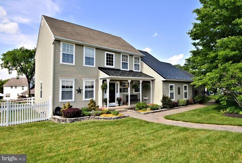 Single Family Residence in Quakertown PA 2290 Richland Terrace ROAD.jpg