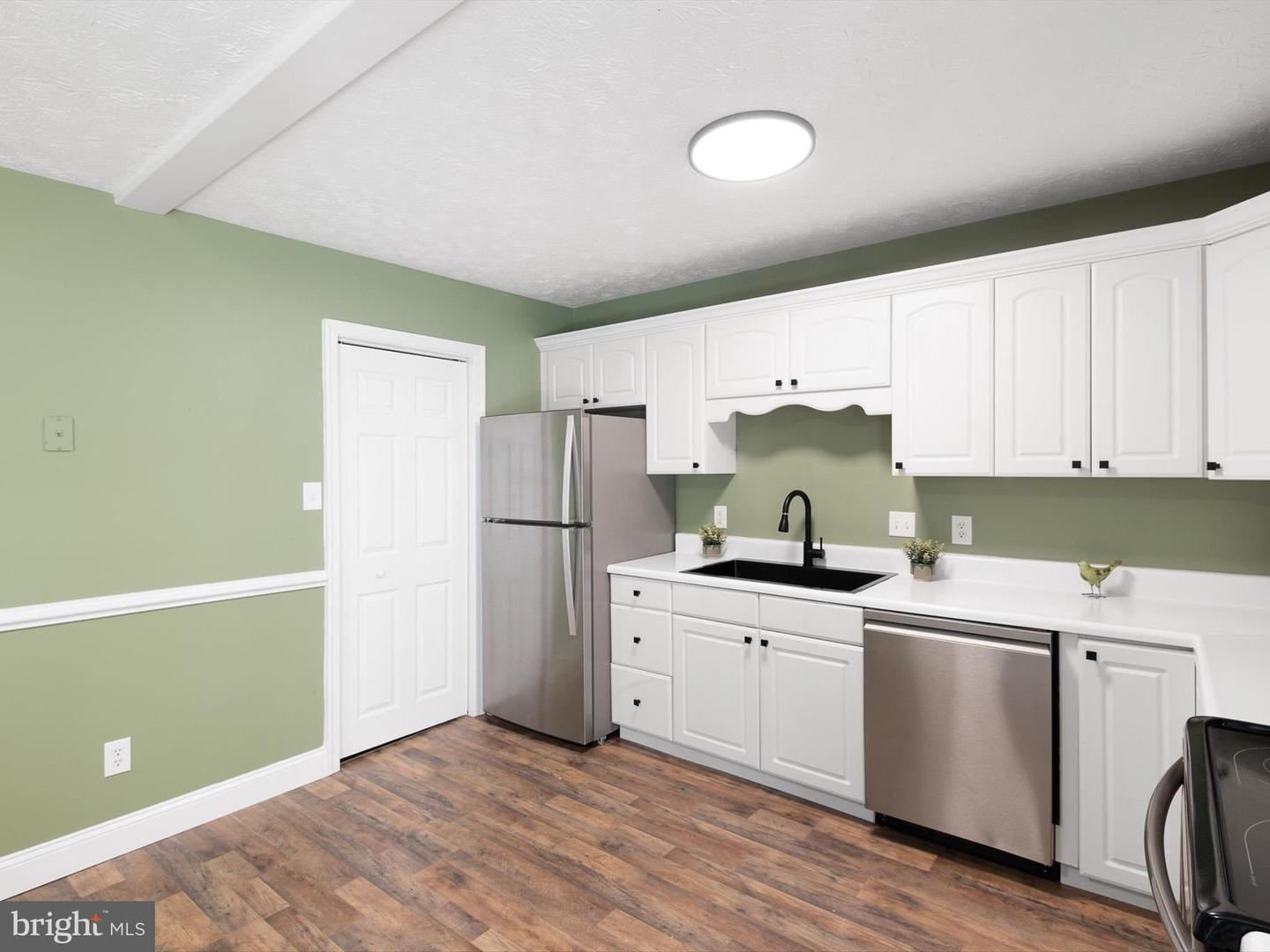 Photo 6 of 20 of 39 Transom Ct townhome