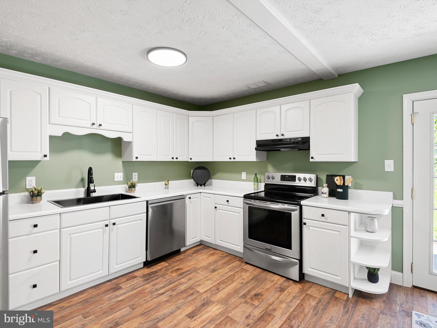 Photo 5 of 20 of 39 Transom Ct townhome