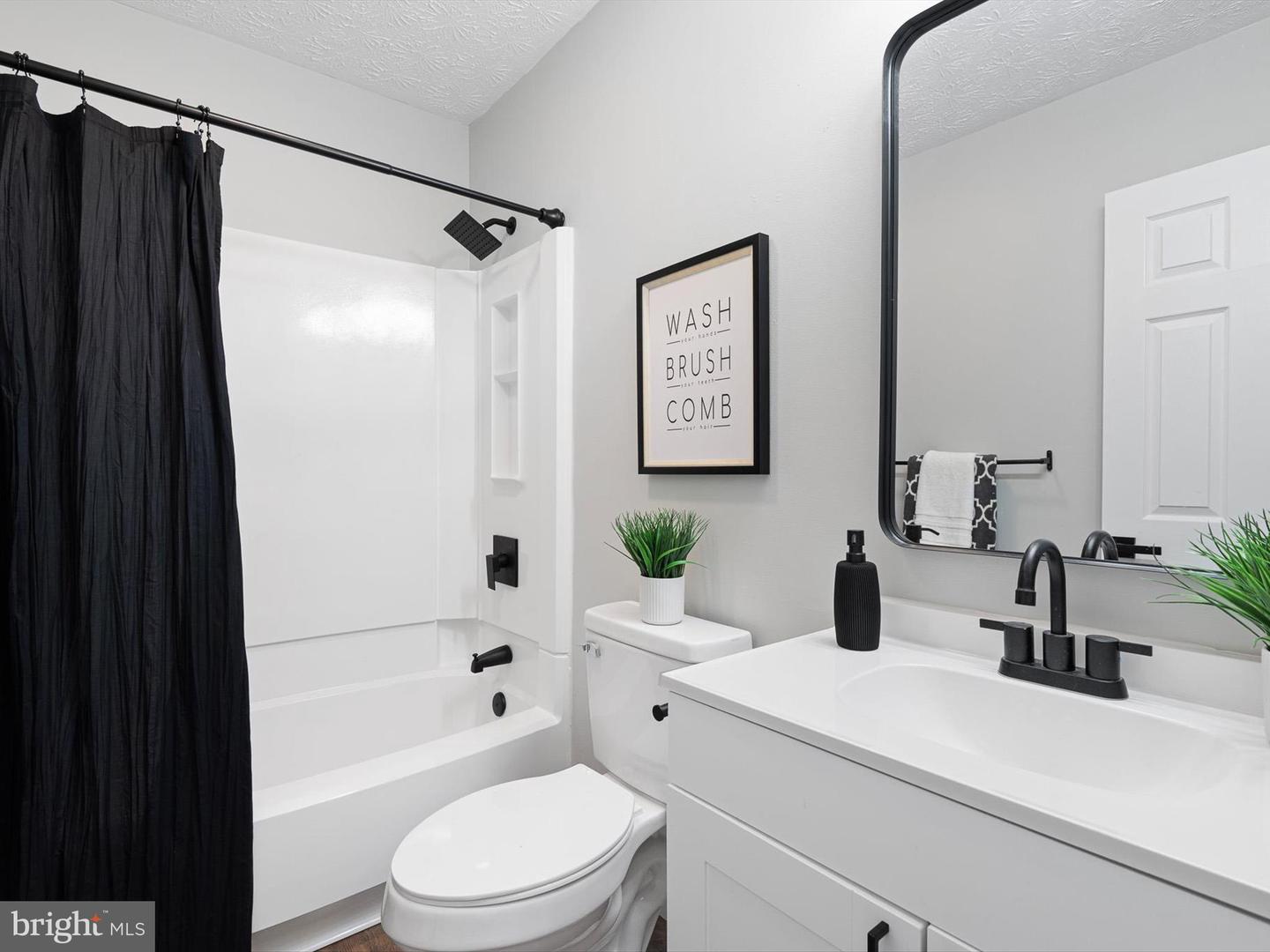 Photo 11 of 20 of 39 Transom Ct townhome