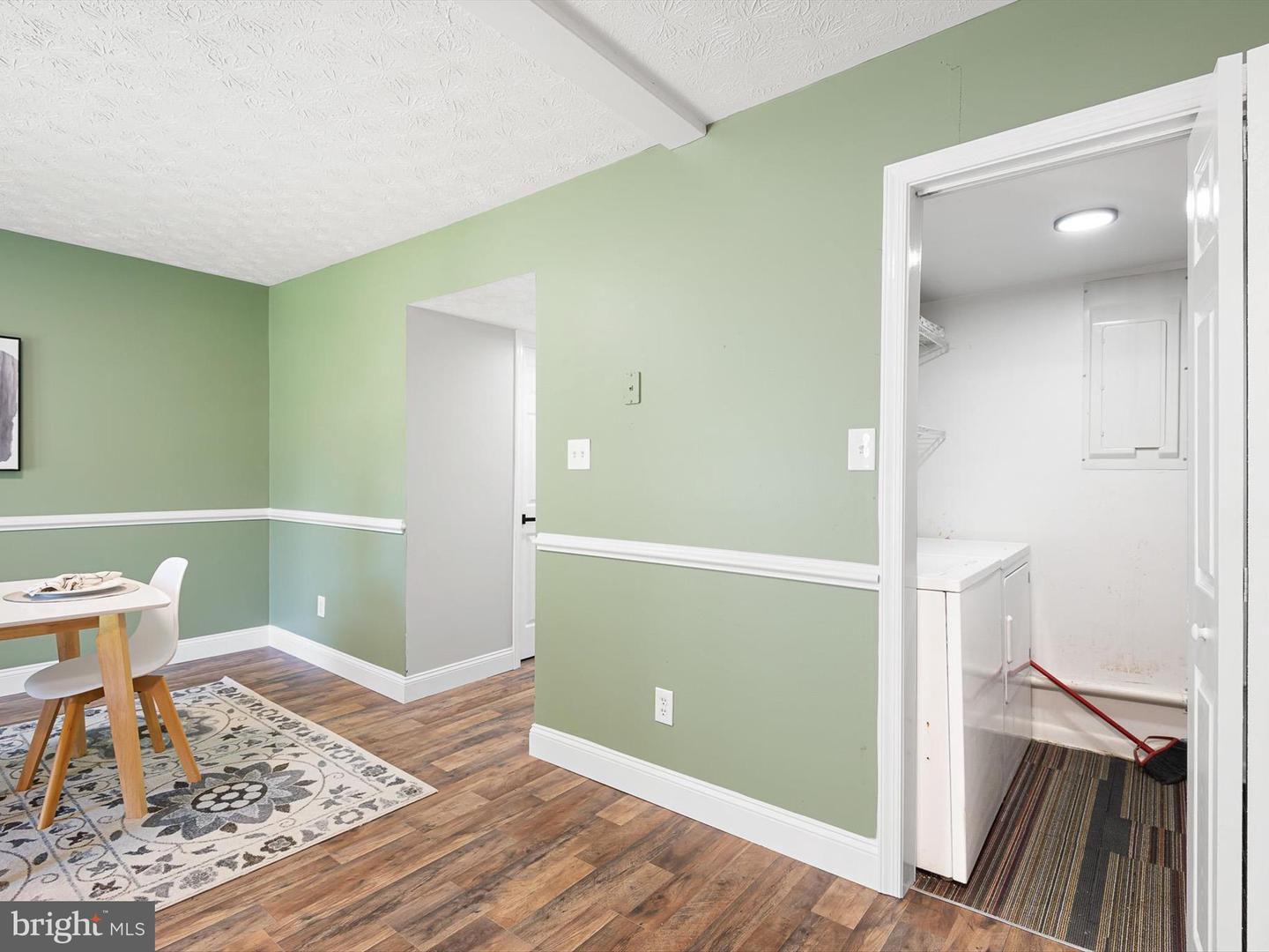 Photo 7 of 20 of 39 Transom Ct townhome