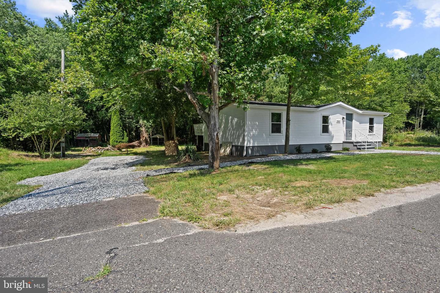 Photo 23 of 25 of 1507 North Ave house