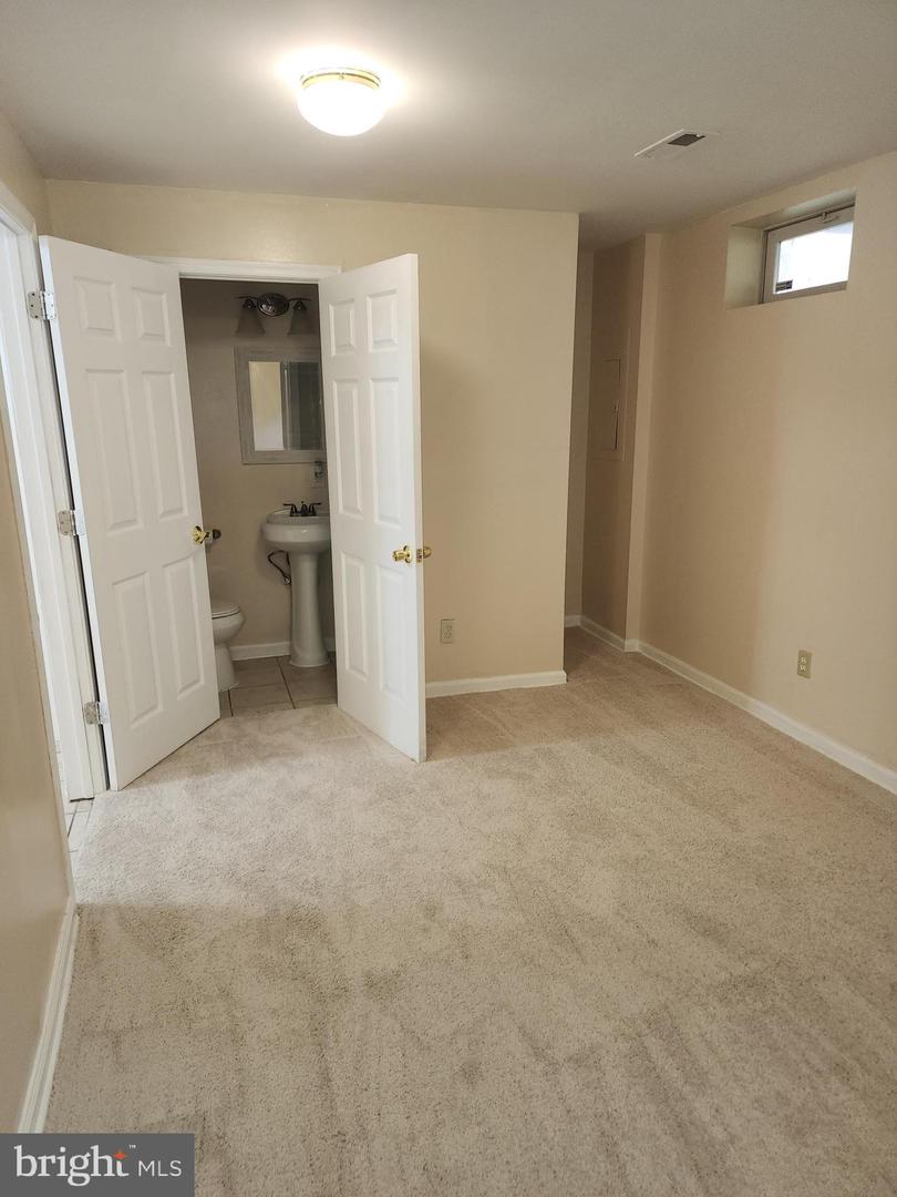 Photo 18 of 47 of 2555 Sylvan Moor Ln townhome