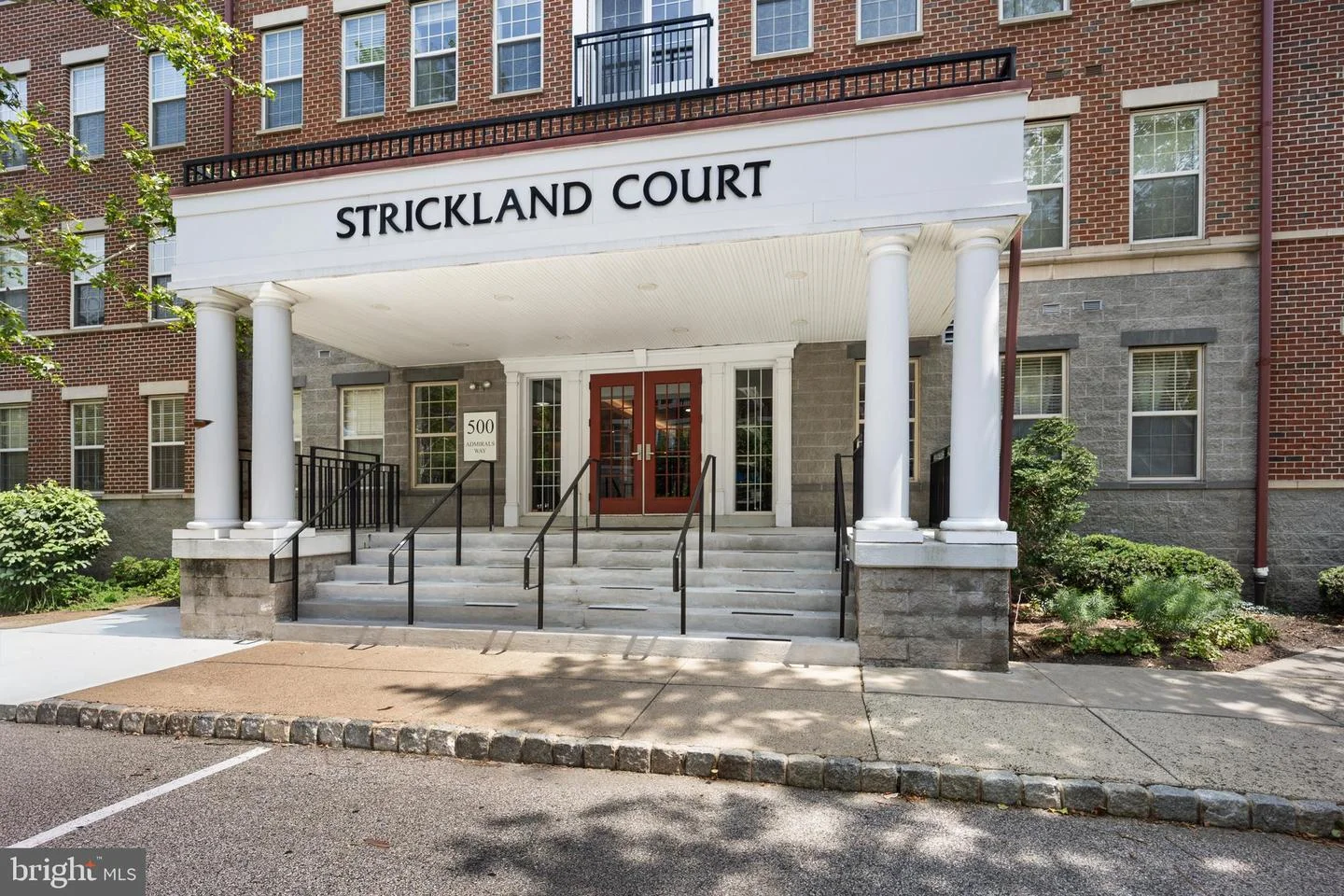 500 Admirals Way Unit 106