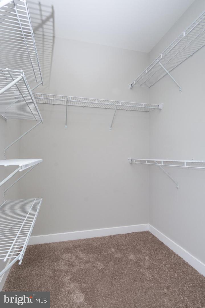 Photo 22 of 41 of 843 Harlem Ave townhome
