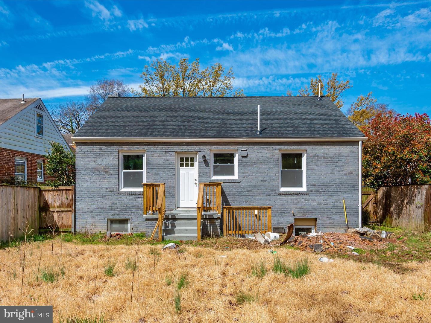 Photo 40 of 60 of 3569 Texas Ave SE house
