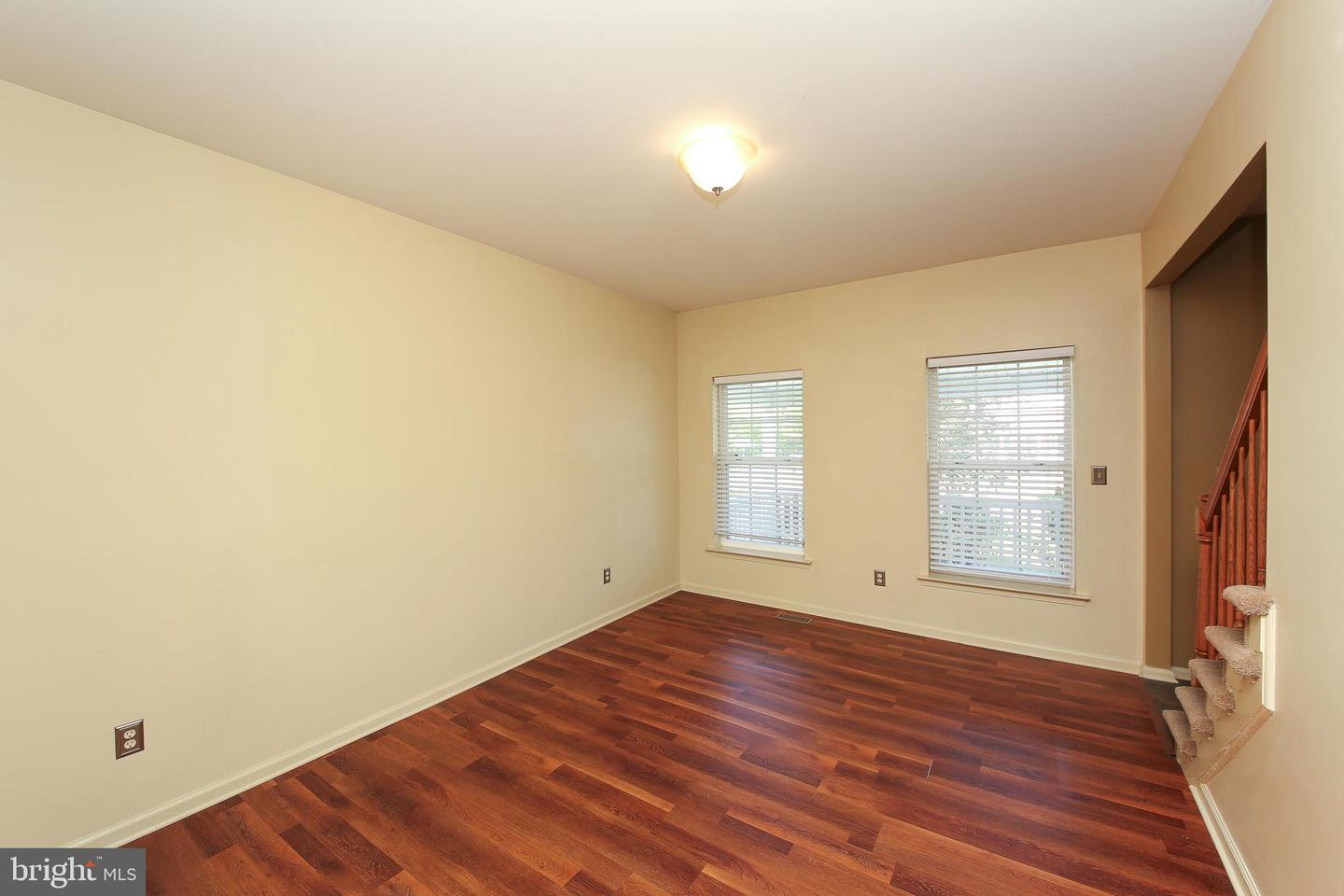Photo 4 of 41 of 301 Pennington Way house
