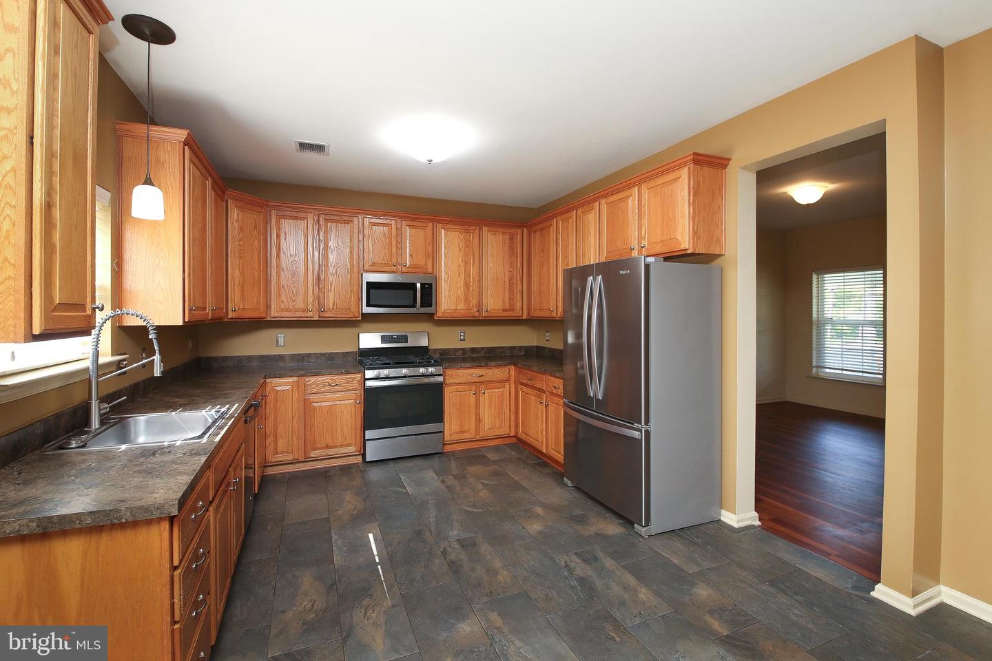 Photo 6 of 41 of 301 Pennington Way house