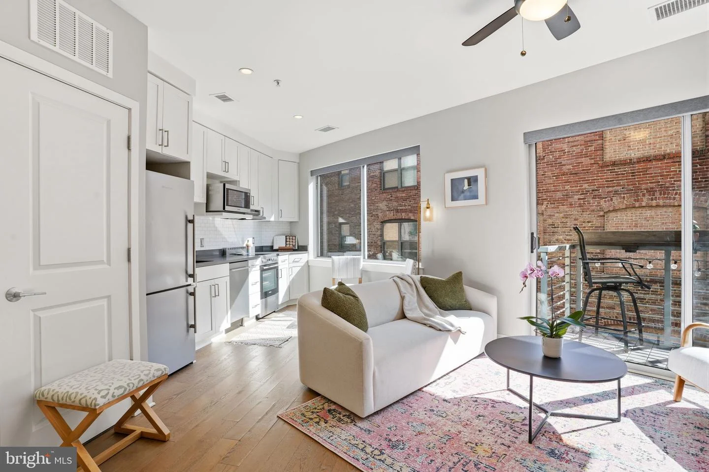 2550 17th Street NW Unit 305