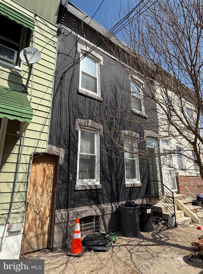 1119 W Nevada Street