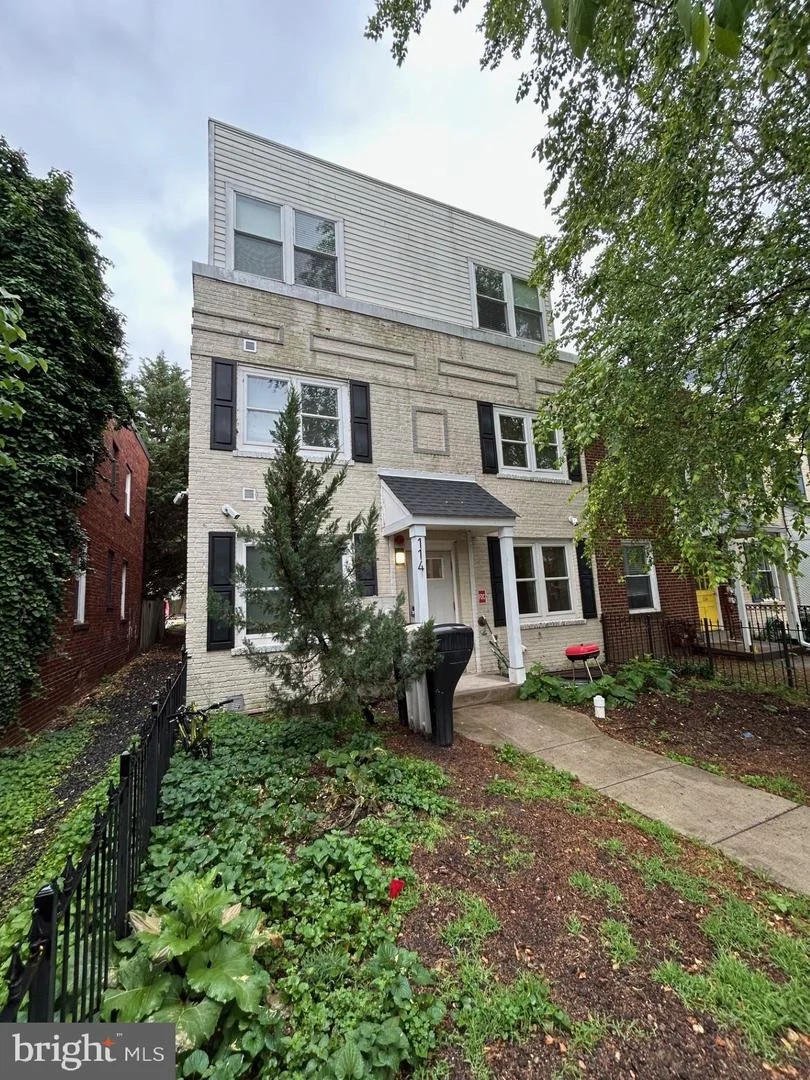114 O Street SW