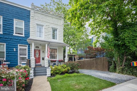 Duplex in Washington DC 5402 9th STREET 1.jpg