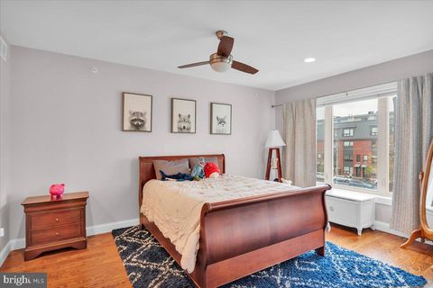 Townhouse in Philadelphia PA 1327 Moyamensing AVENUE 25.jpg