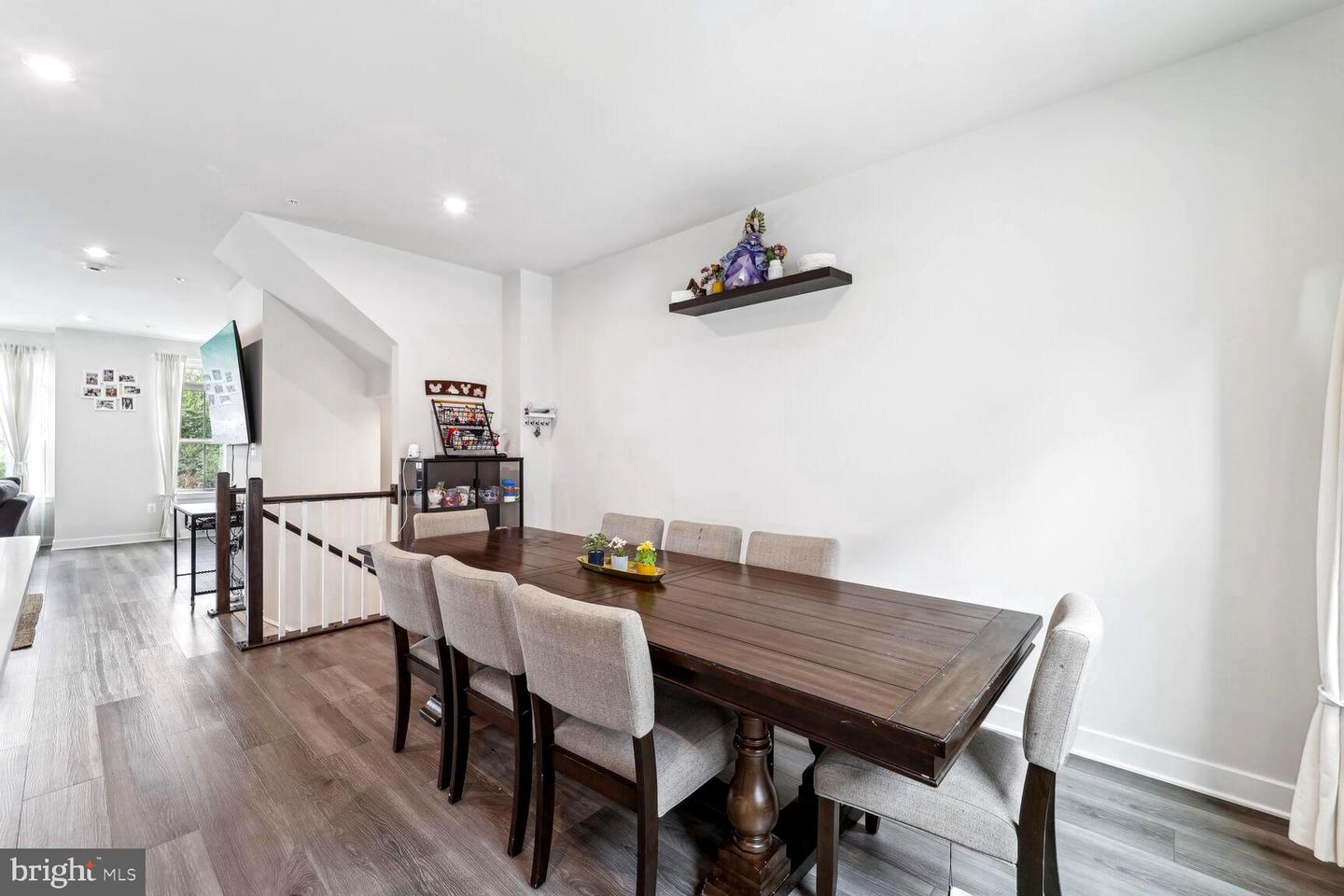 Photo 9 of 25 of 2801 Battersea Lake Loop townhome