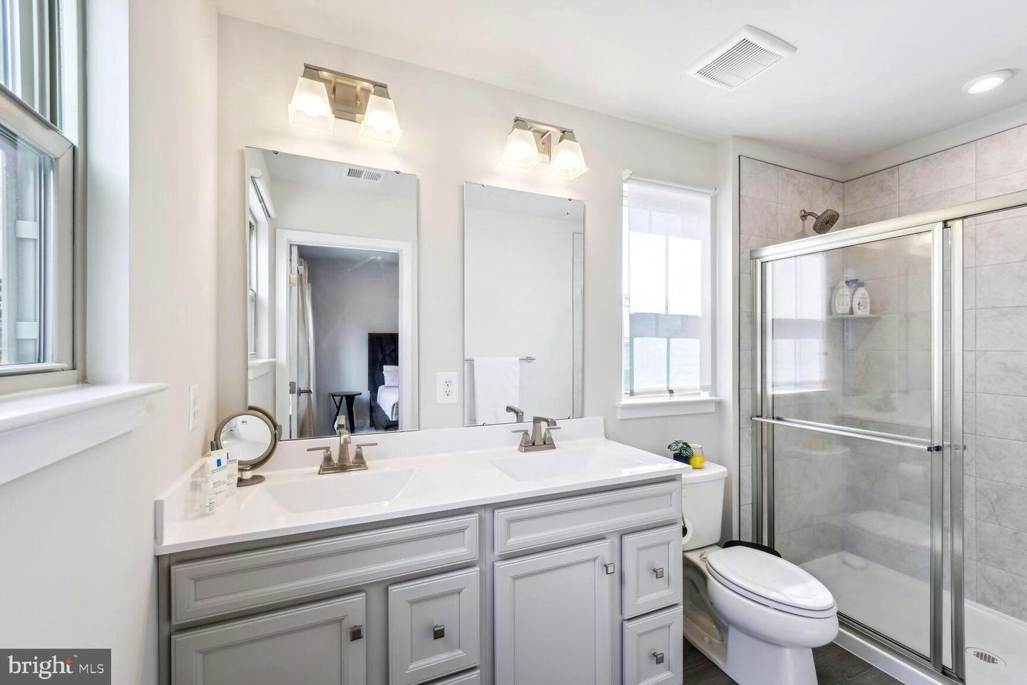 Photo 18 of 25 of 2801 Battersea Lake Loop townhome