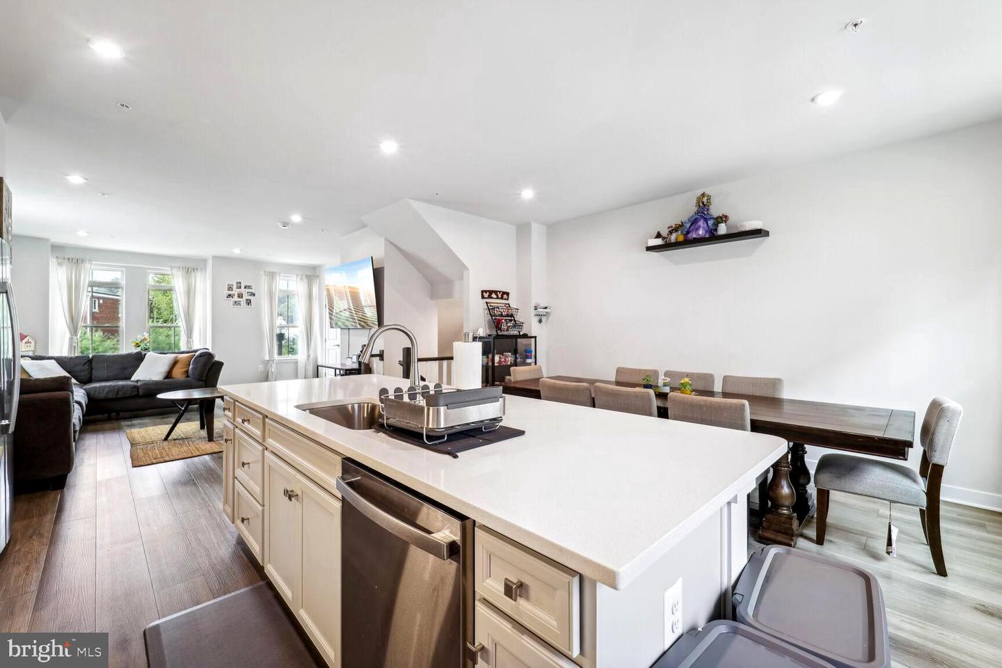 Photo 11 of 25 of 2801 Battersea Lake Loop townhome